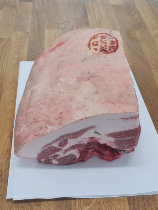 Shoulder of Black Pig